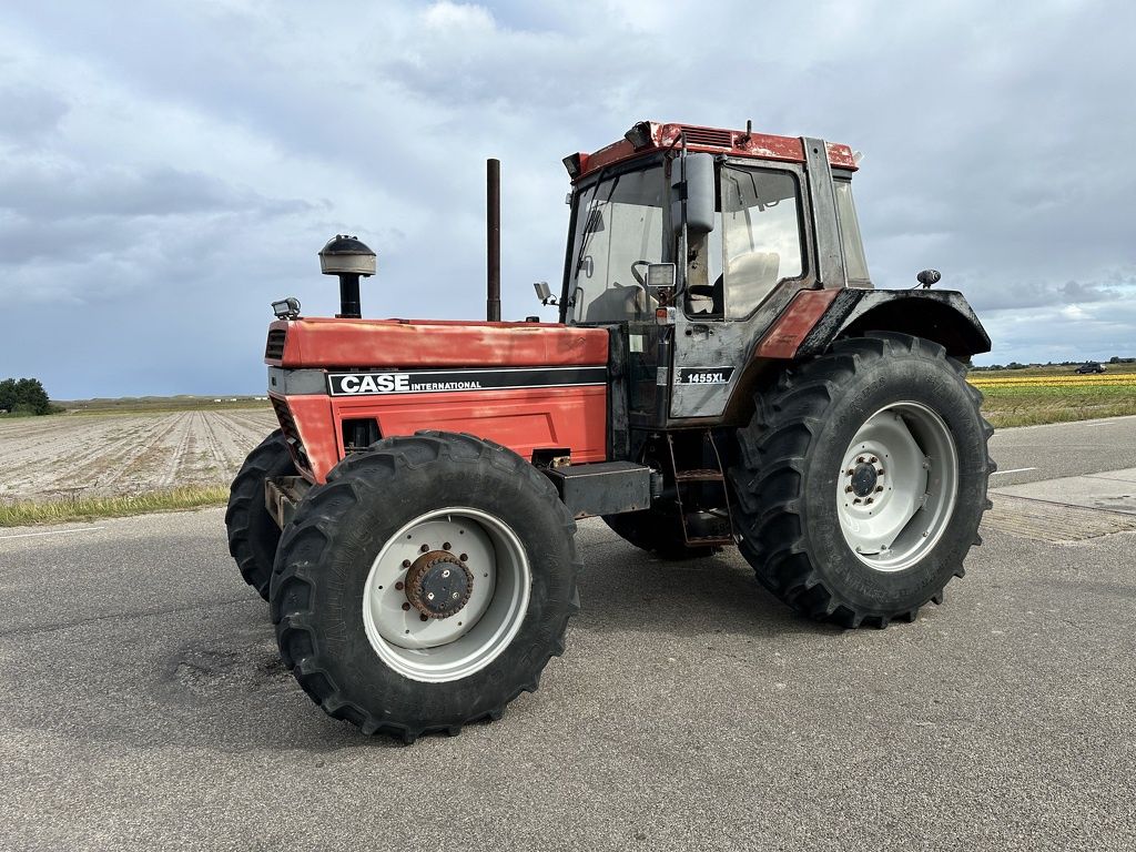 Case 1455 XL