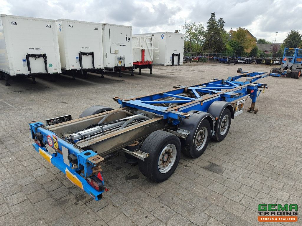 Van Hool 3B0079 3-Axle SAF - Disc brakes - All connections / Universal chassis