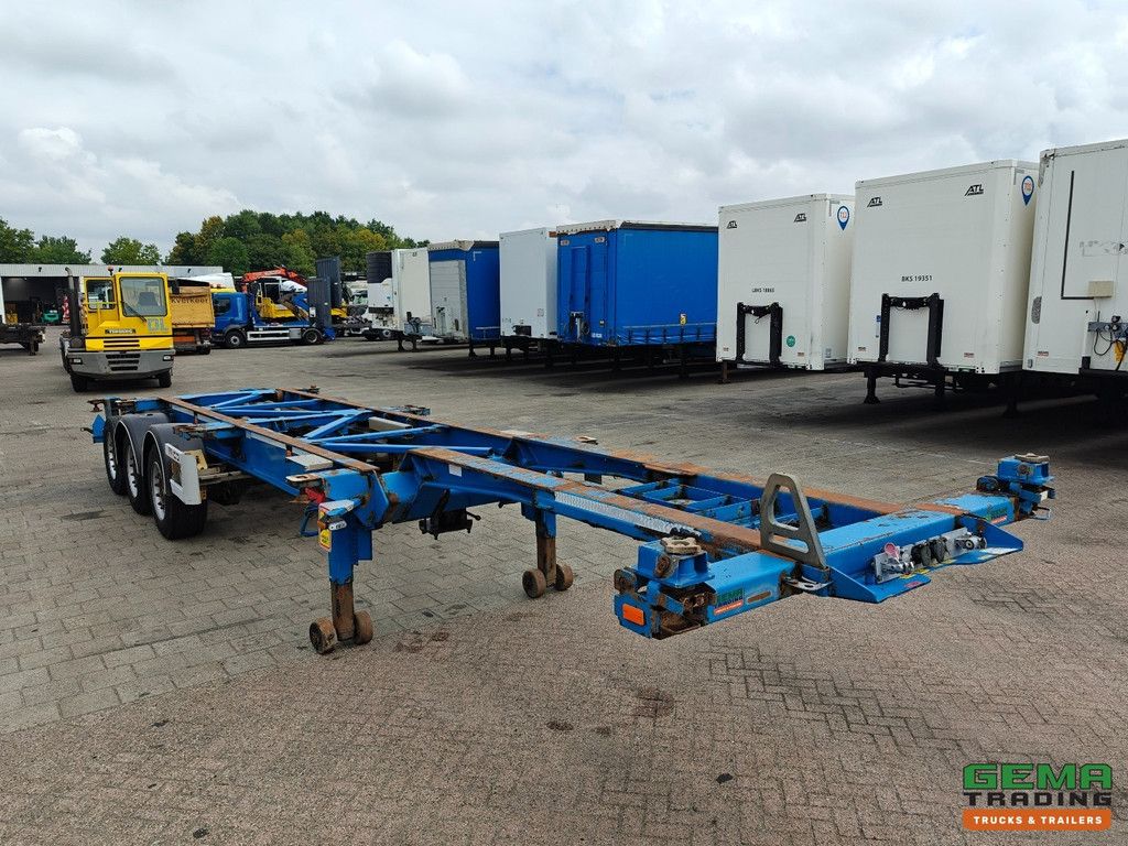 Van Hool 3B0079 3-Axle SAF - Disc brakes - All connections / Universal chassis
