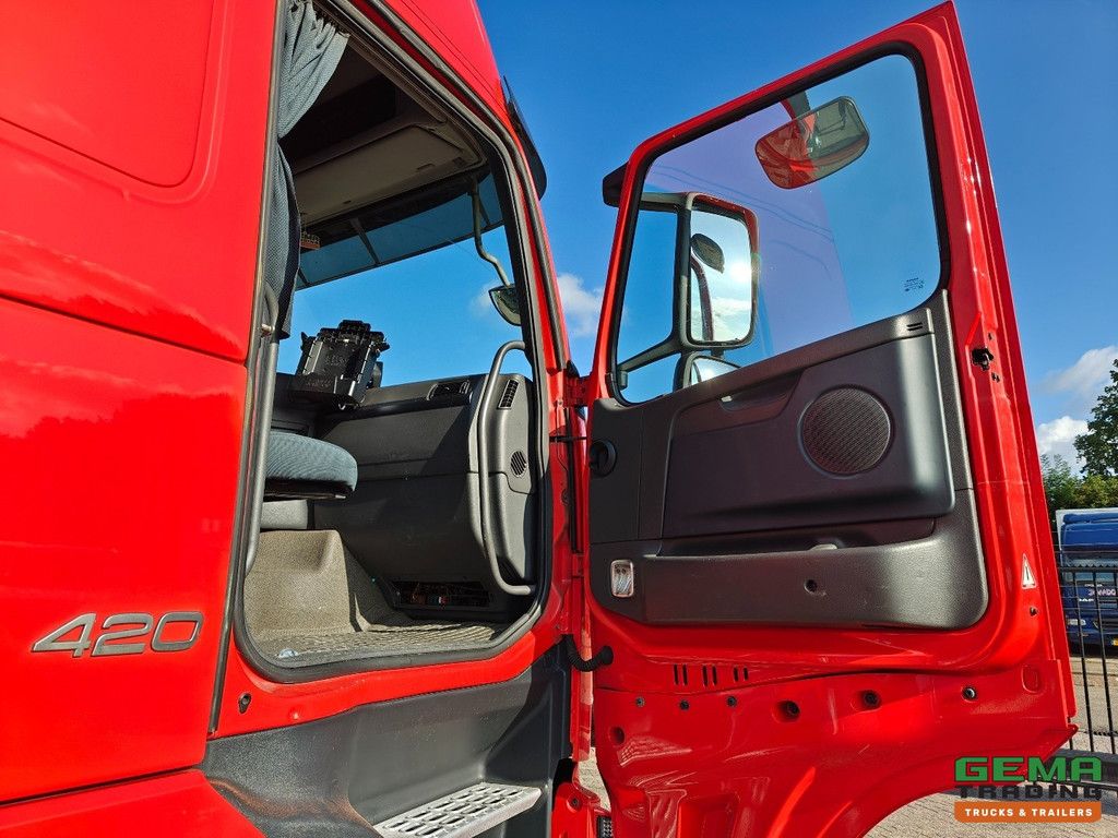 Volvo FH420 4x2 Globetrotter Euro5 - Hydraulics - 340,000km Original!