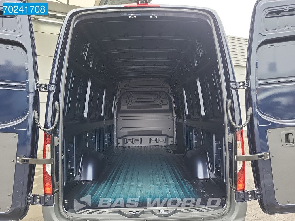 Mercedes Sprinter 319 CDI Automaat 4x4 L3H2 Blauw Metallic LED Navi Camera 4WD Allrad Airco Cruise L3 Maxi 14m3 Airco Cruise control