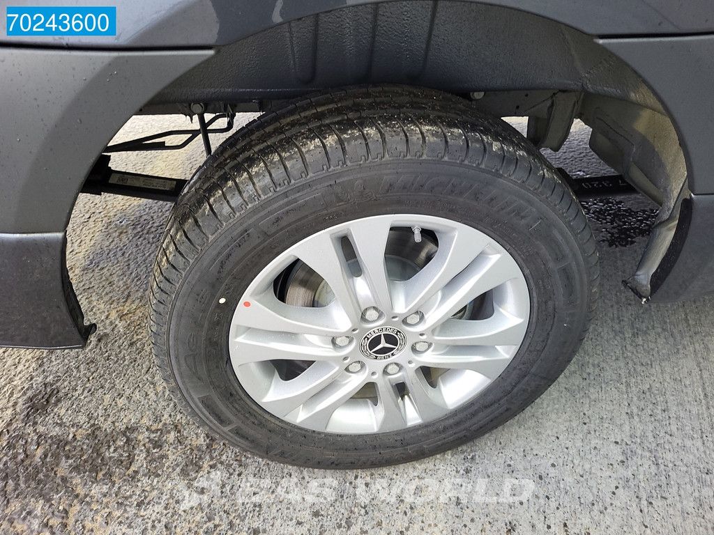 Mercedes Sprinter 319 CDI Automaat L2H1 2025model ACC LED Navi Camera Velgen 9m3 Airco