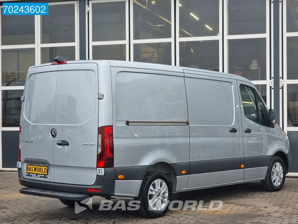 Mercedes Sprinter 319 CDI Automaat L2H1 2025model ACC LED Navi Camera Velgen 9m3 A/C