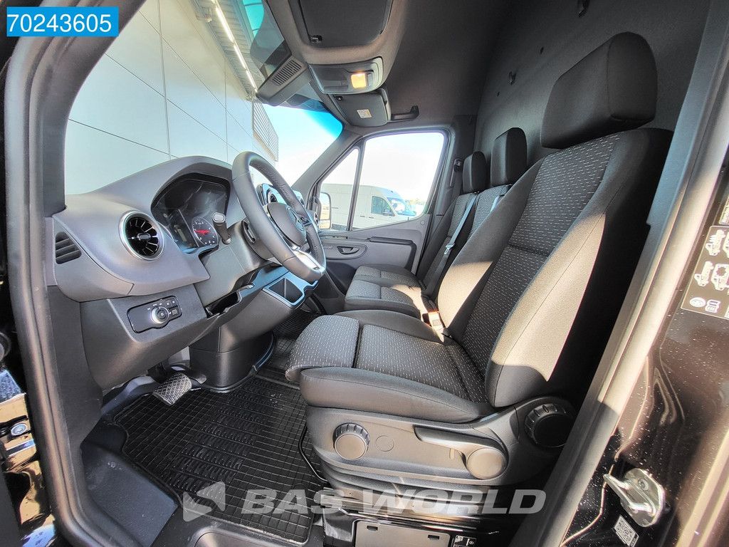 Mercedes Sprinter 319 CDI Automaat L2H2 2025model ACC LED Navi Camera Velgen 11m3 Airco