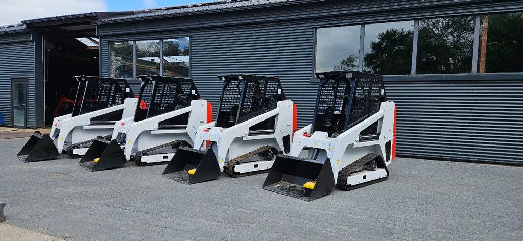 Wolf Skidster loader JC 25