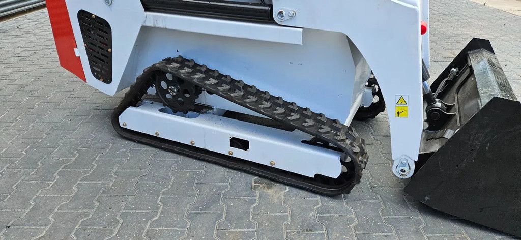 Wolf Skidster loader JC 25