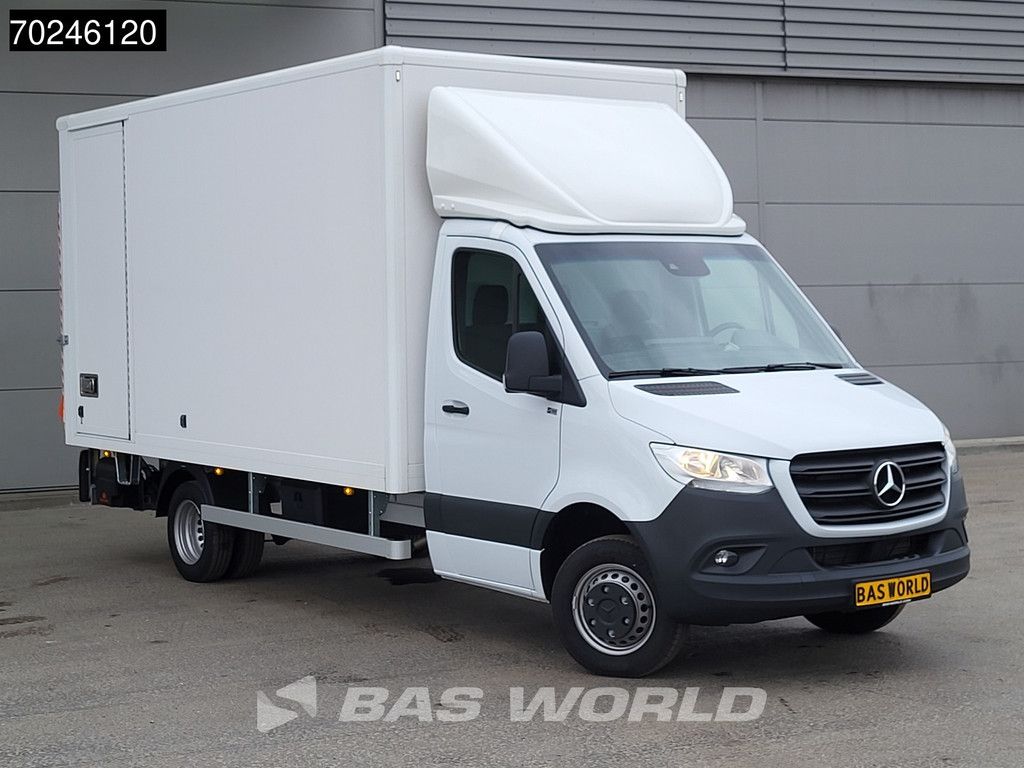 Mercedes Sprinter 515 CDI Automaat 1000kg Laadklep Dubbellucht Bakwagen MBUX Airco Cruise MBUX Koffer Meubelbak 21m3 Airco Cruise control