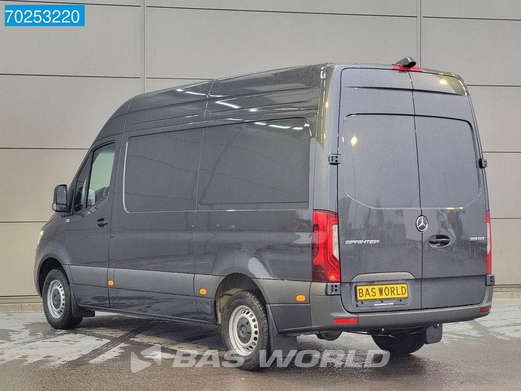 Mercedes Sprinter 319 CDI Automaat L2H2 model 2025 Camera MBUX LED Airco Cruise 10m3 Airco Cruise control