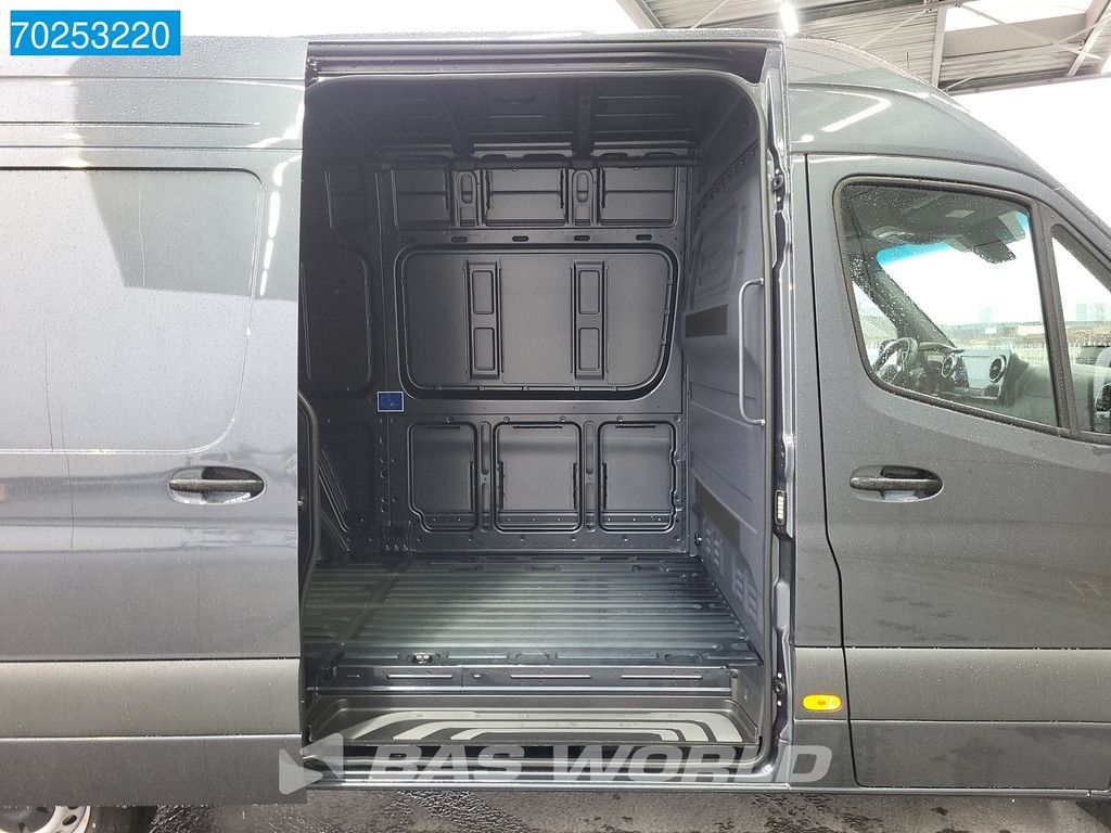 Mercedes Sprinter 319 CDI Automaat L2H2 model 2025 Camera MBUX LED Airco Cruise 10m3 Airco Cruise control
