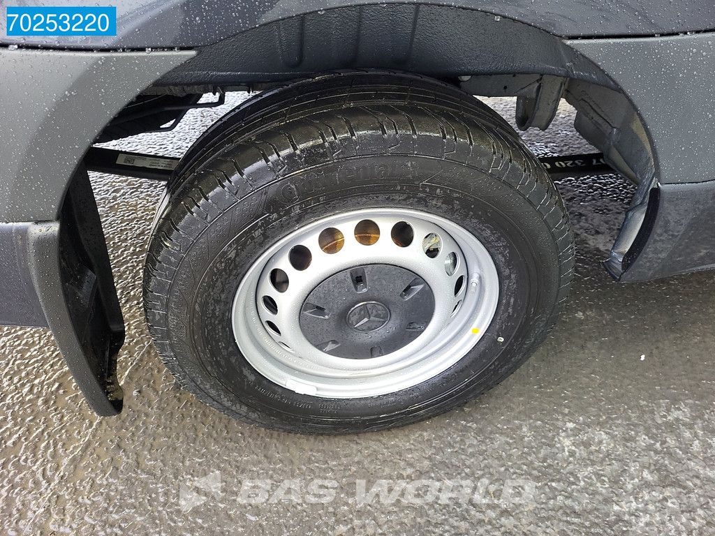 Mercedes Sprinter 319 CDI Automaat L2H2 model 2025 Camera MBUX LED Airco Cruise 10m3 Airco Cruise control