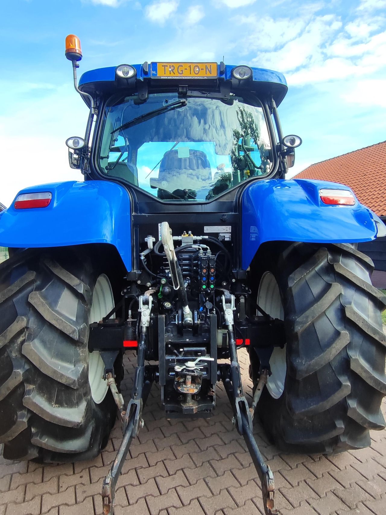 New Holland T 6030 Range Command