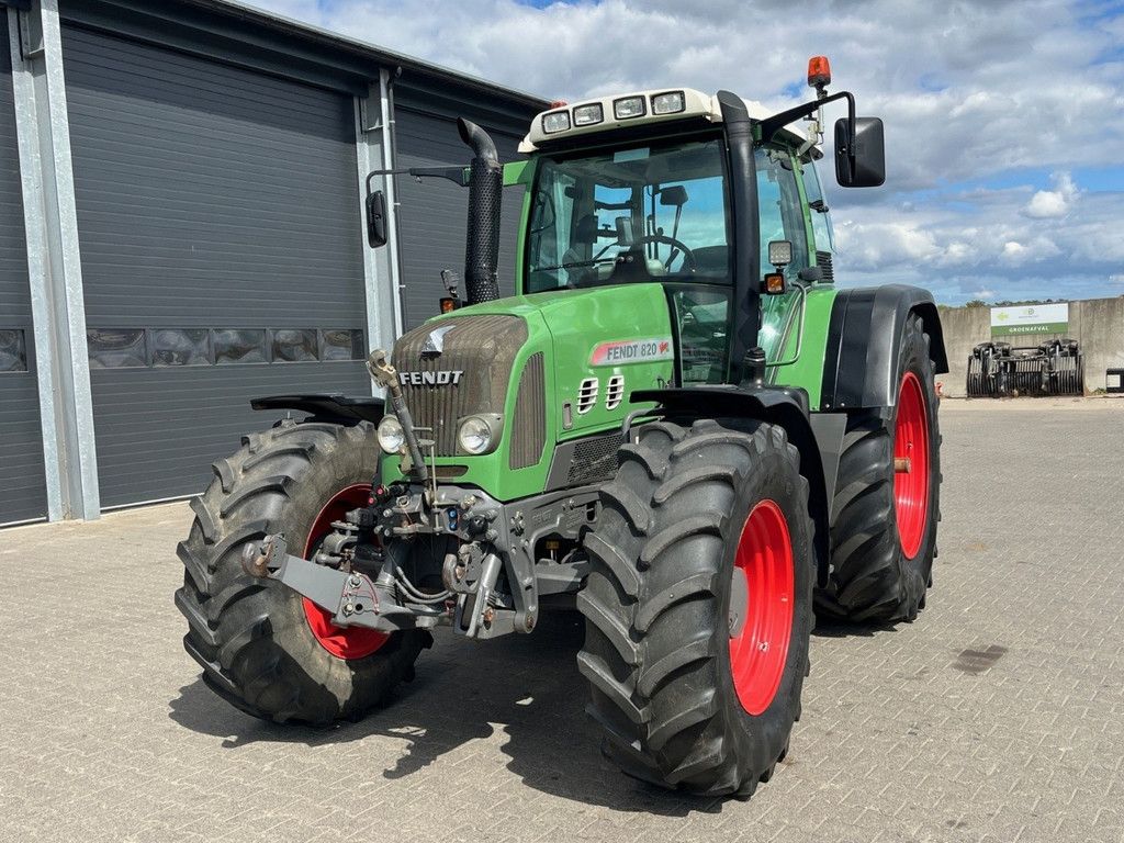 FENDT 820 WG3885