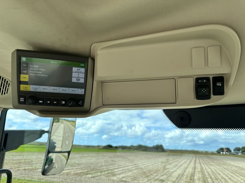 John Deere 6R150