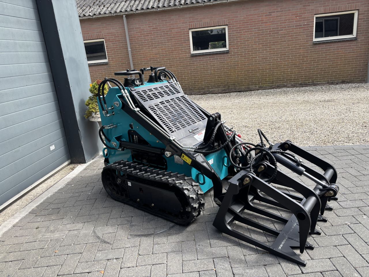 Skidster bobcat schranklader