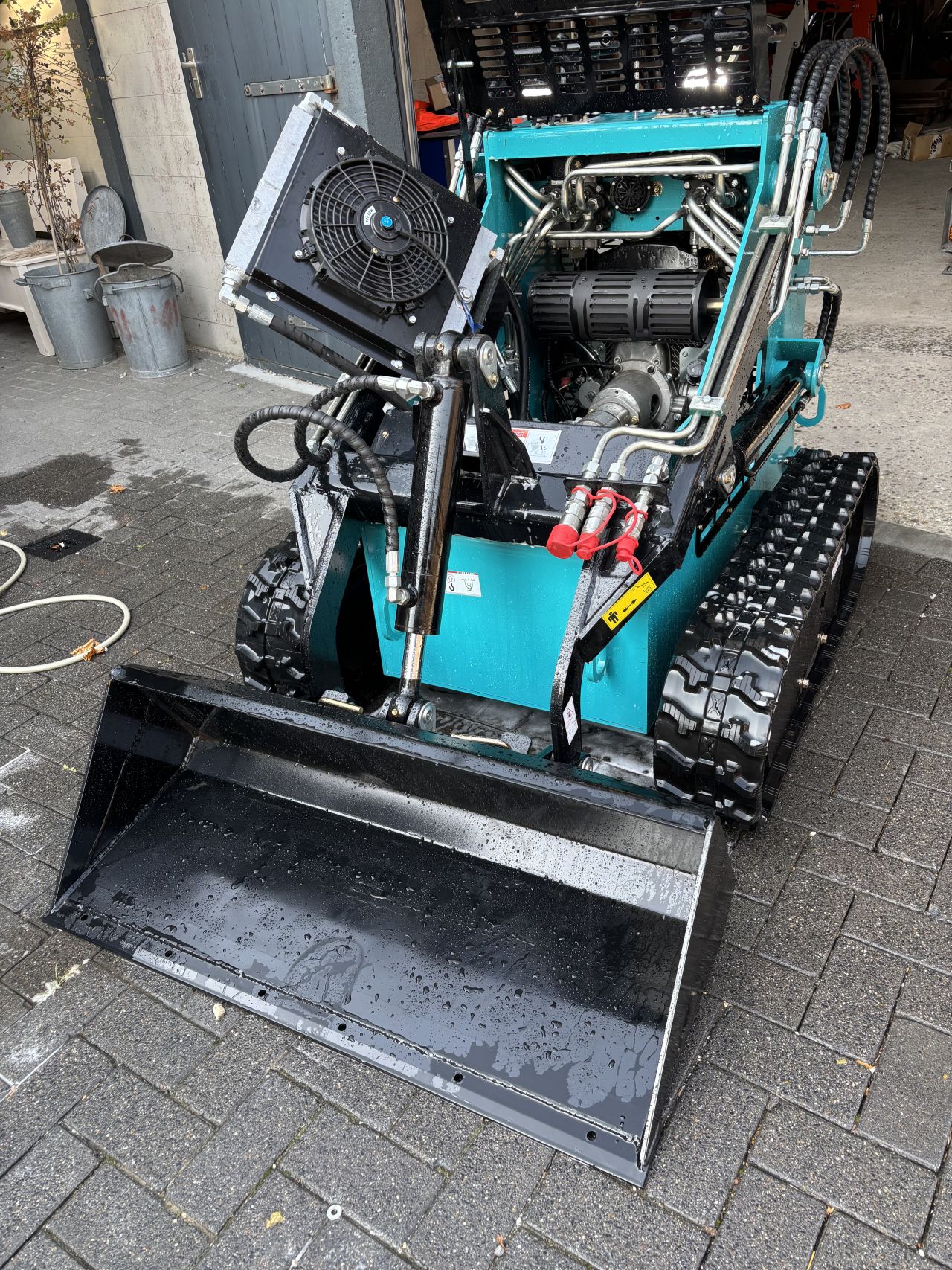 Skidster bobcat schranklader