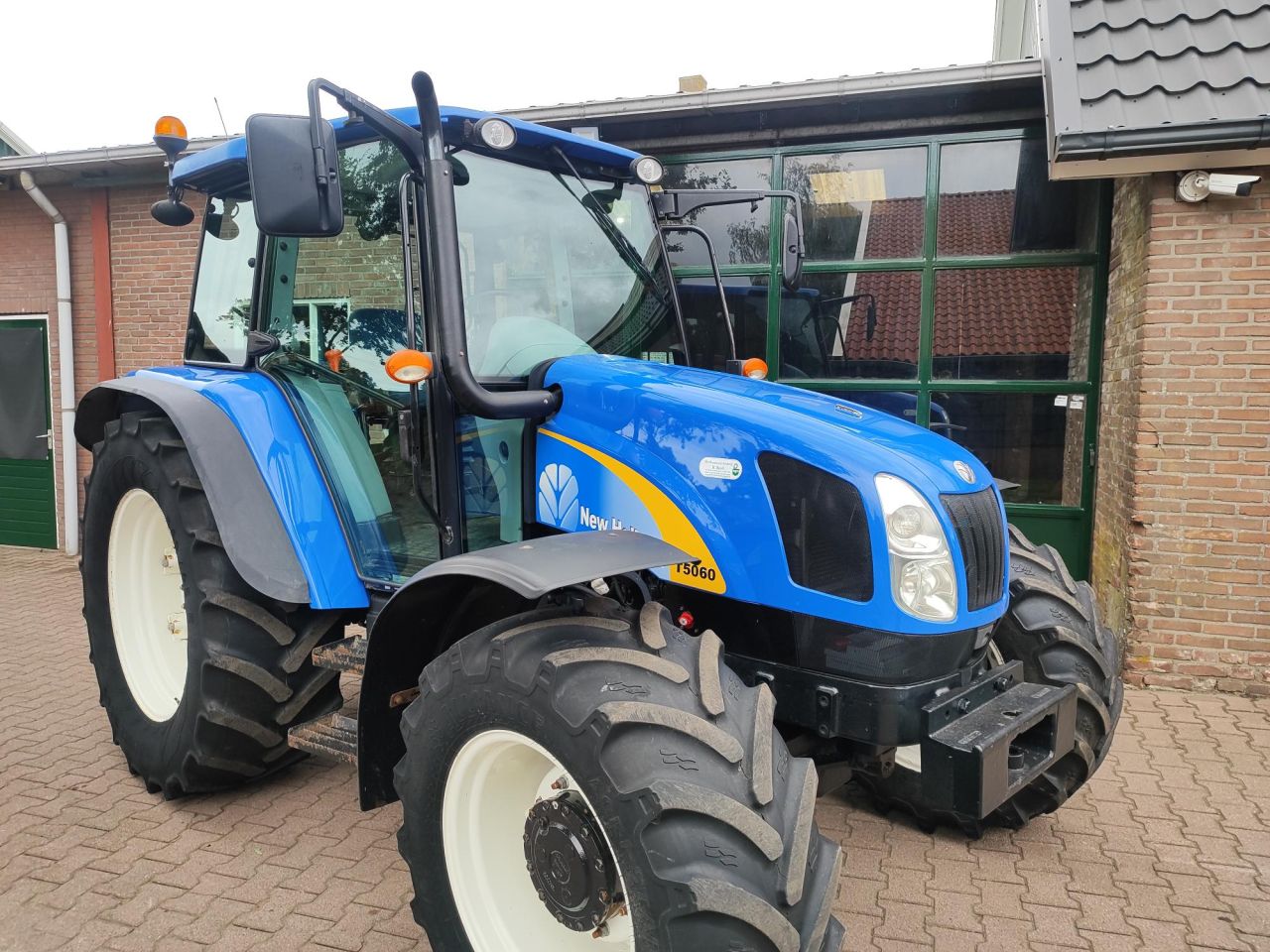New Holland T 5060