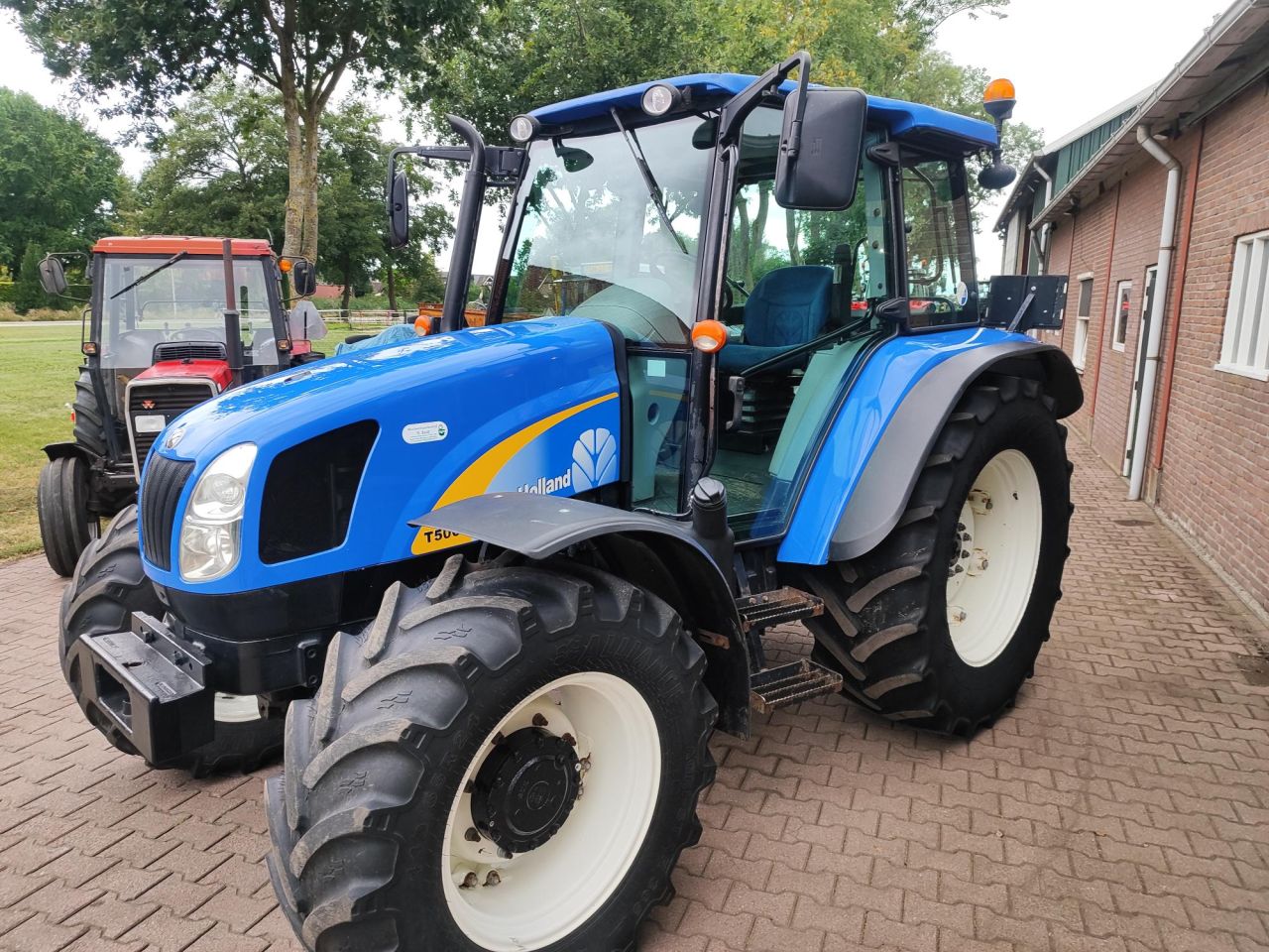New Holland T 5060
