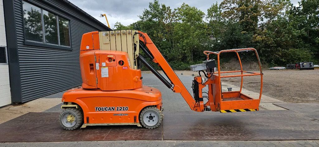 JLG TOUCAN 1210