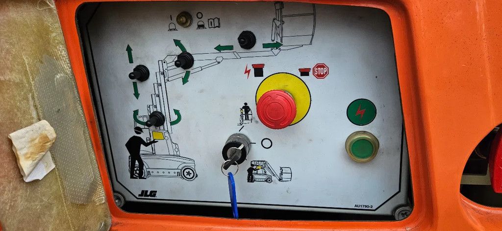 JLG TOUCAN 1210