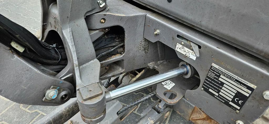 Volvo EC18 ( nieuwstaat)