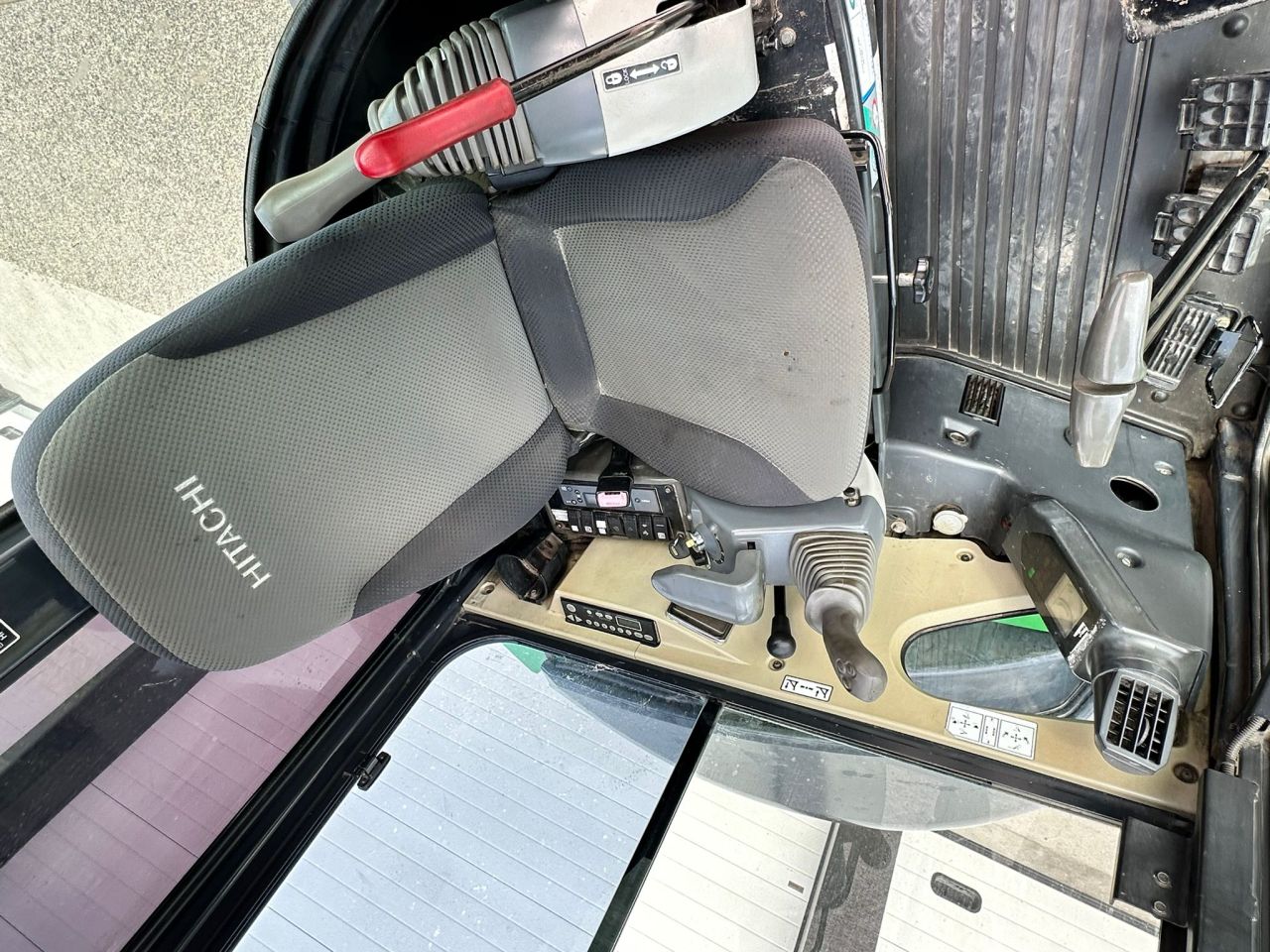 TE KOOP: zeer nette HITACHI ZX52-U rupskraan