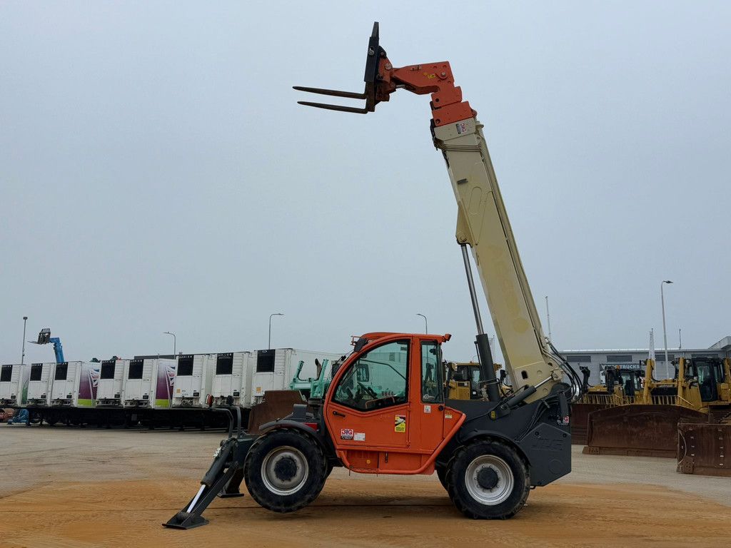 JLG 4017