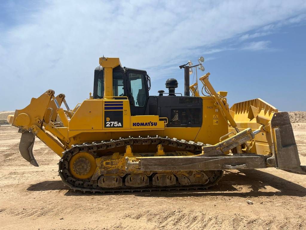 Komatsu D275-5R (Saudi Arabia)