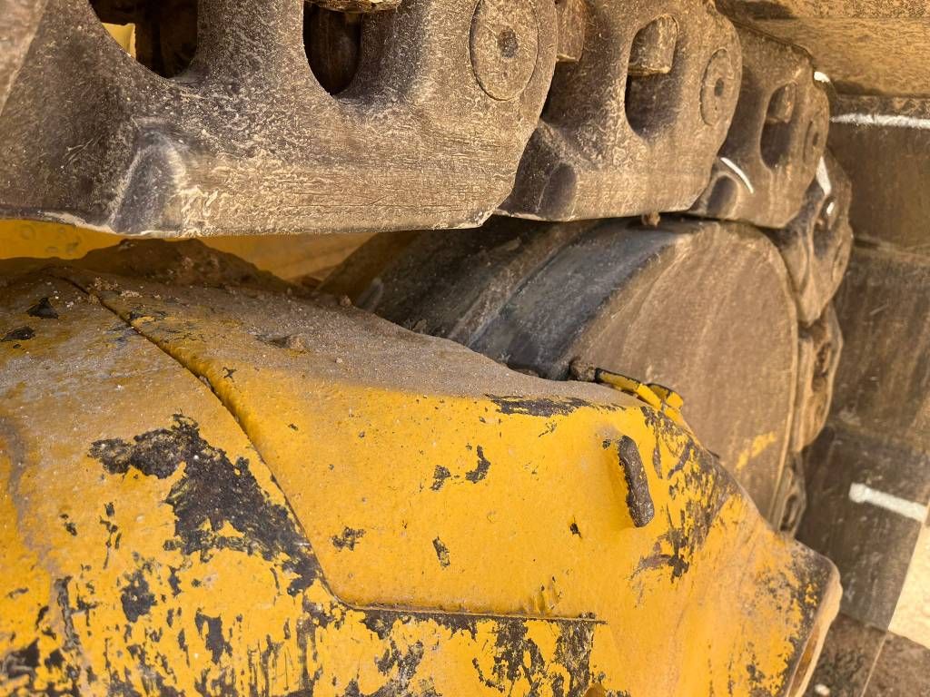 Komatsu D275-5R (Saudi Arabia)