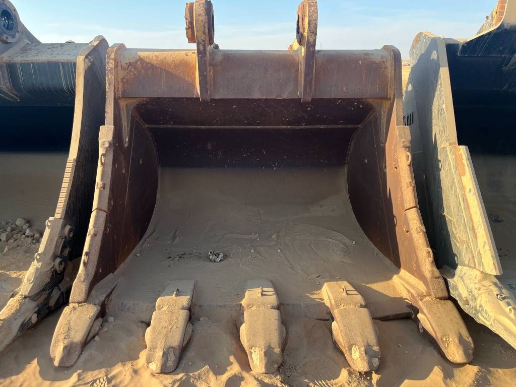 CAT 395 (Saudi Arabia)