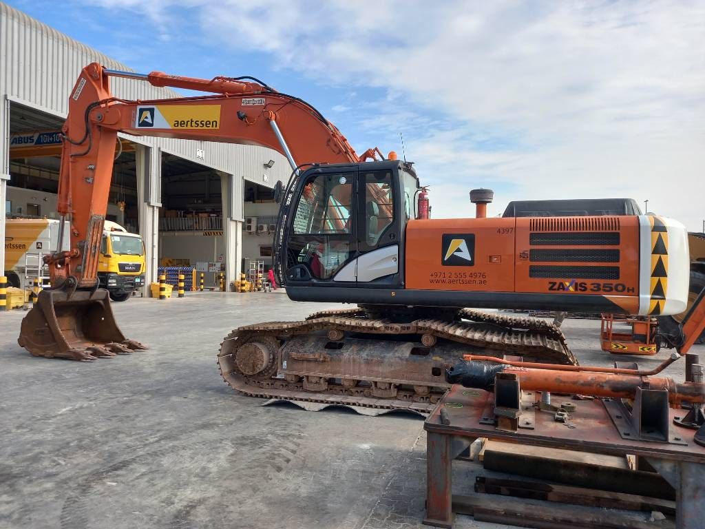 Hitachi ZX350H-5G (Abu Dhabi)