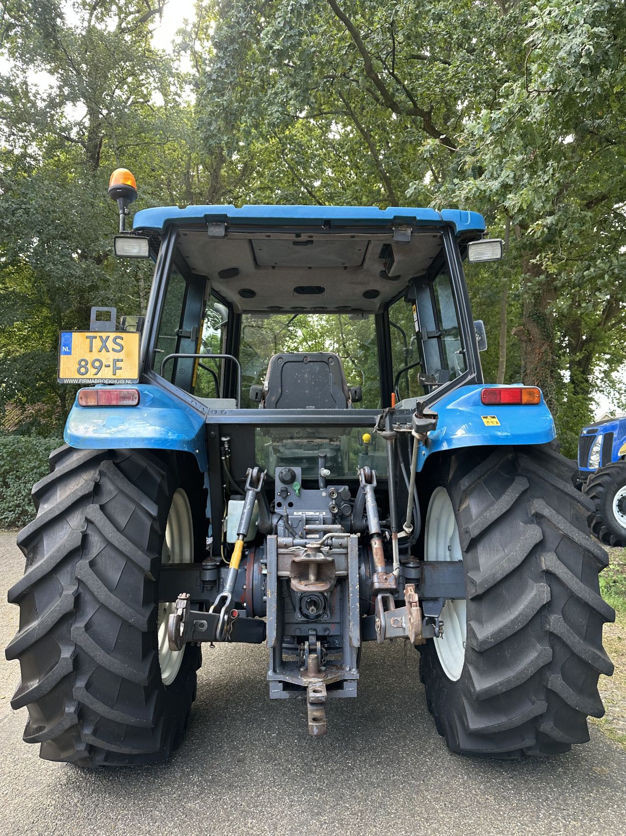 New Holland TL 80 2WD