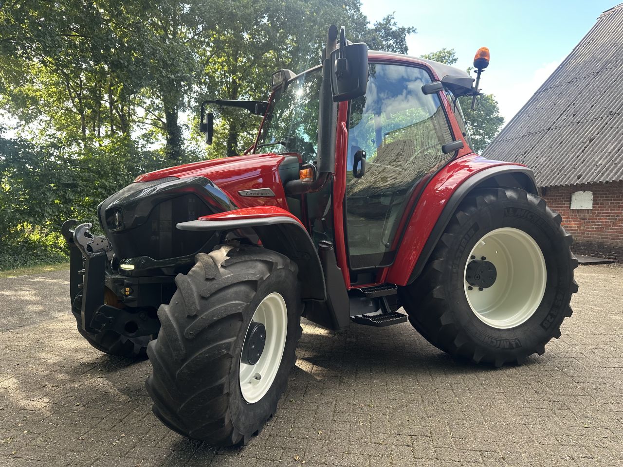 Lindner Lintrac 90 4 Wielbesturing