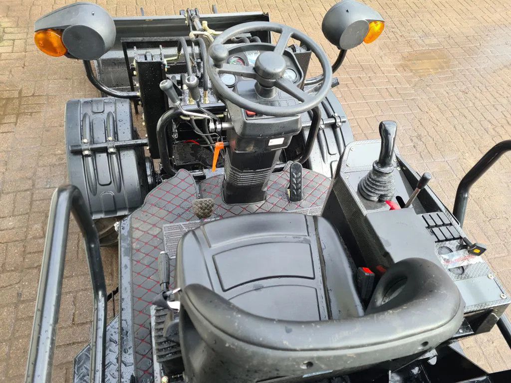 Wolf WL80 cabrio loader