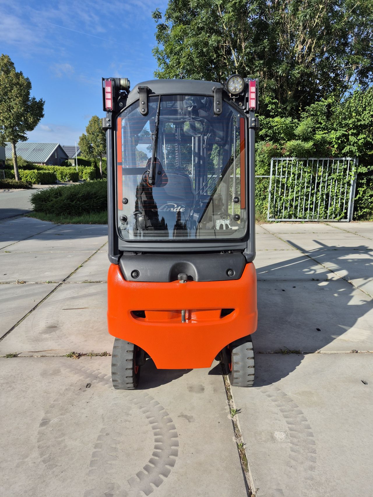 Linde E16PH-01 triplex sideshift 5.220 mm accu 100%