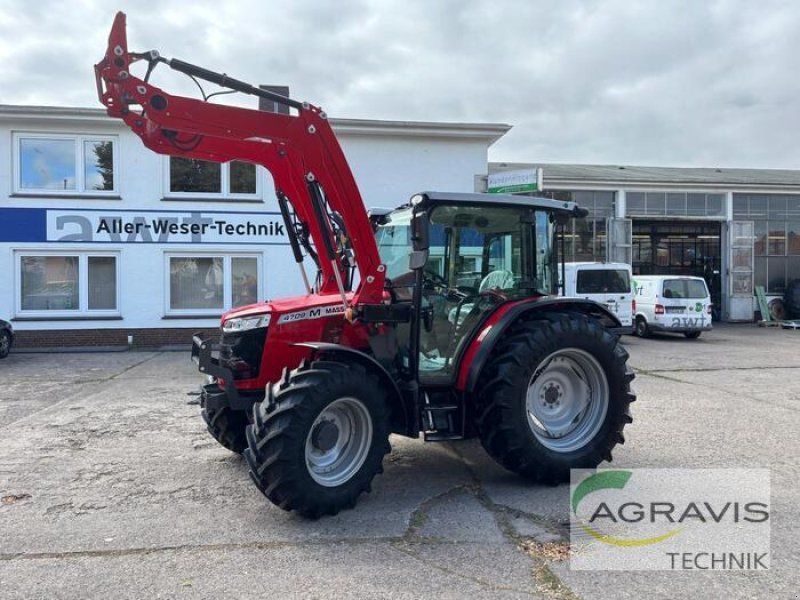 Massey Ferguson 4709 M DYNA-2