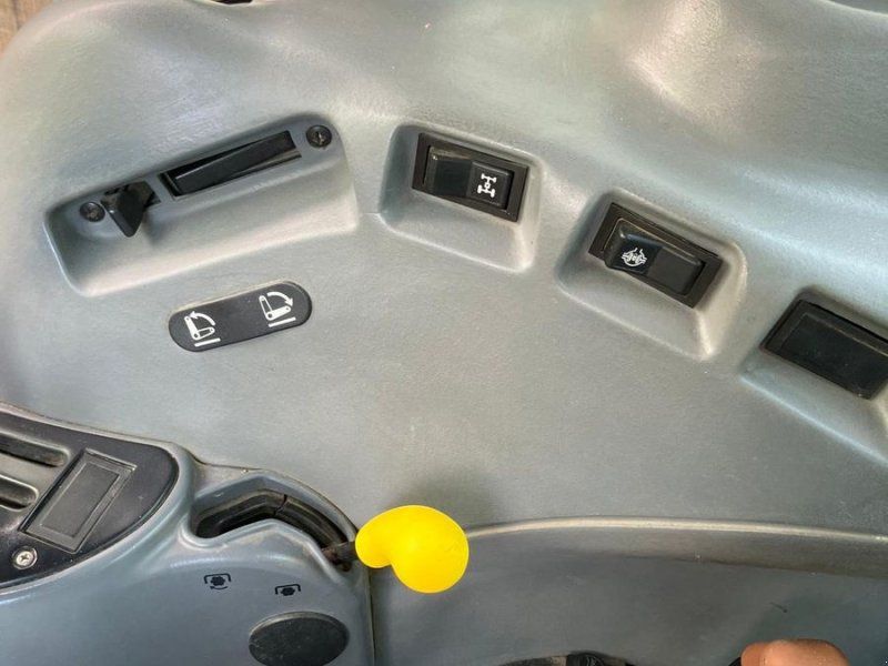 New Holland TN-D 60 A