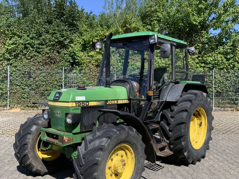 John Deere 1950