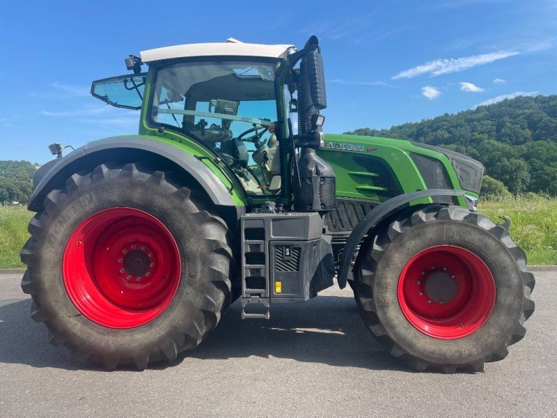 Fendt 828 VARIO S4 PROFI PLUS