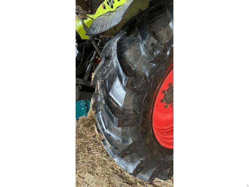 Claas ARION 640 CIS