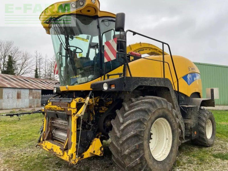New Holland fr 9040