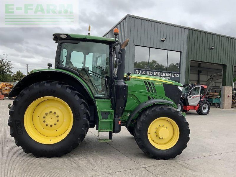 John Deere 6215r  (st24142)