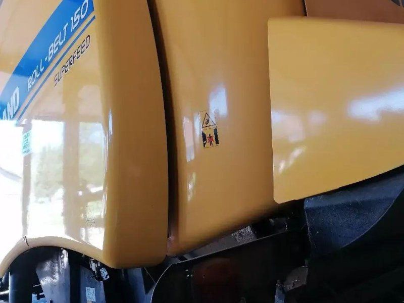 New Holland roll belt 150 superfeed