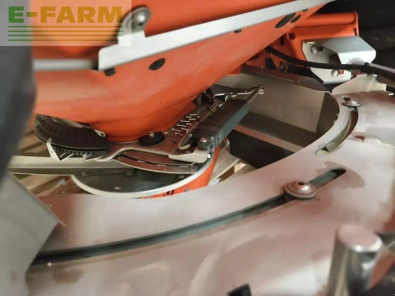 Kuhn axis 40.2 m-emc