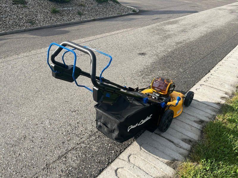 Cub Cadet LM5 E51 R