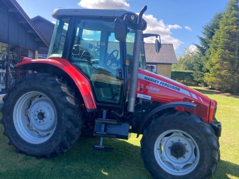 Massey Ferguson 5445