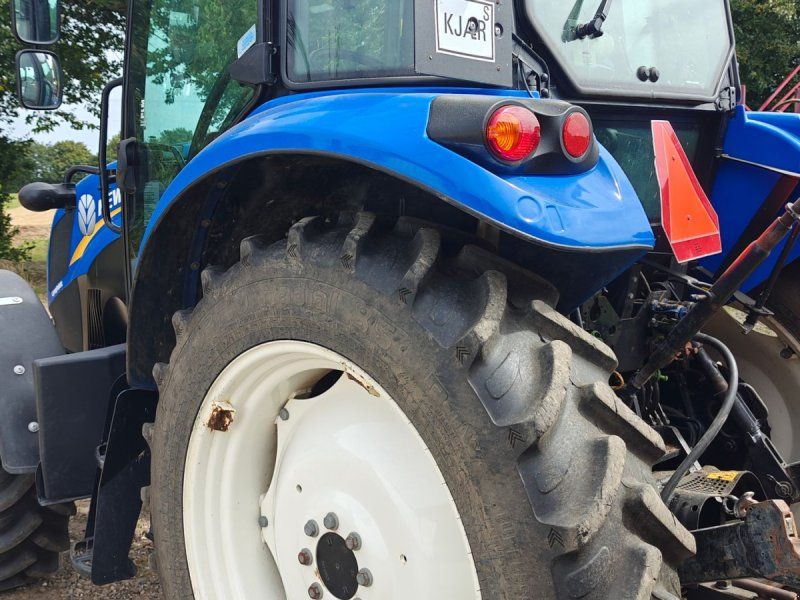New Holland TD5.95