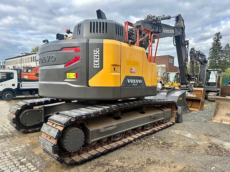 Volvo ECR235EL
