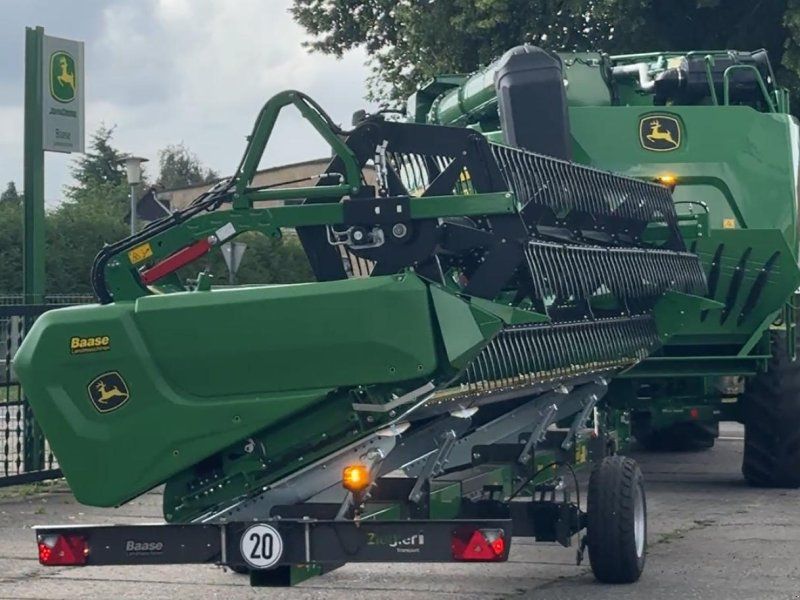 John Deere T5 400 + 6,70m Vario-Schneidwerk