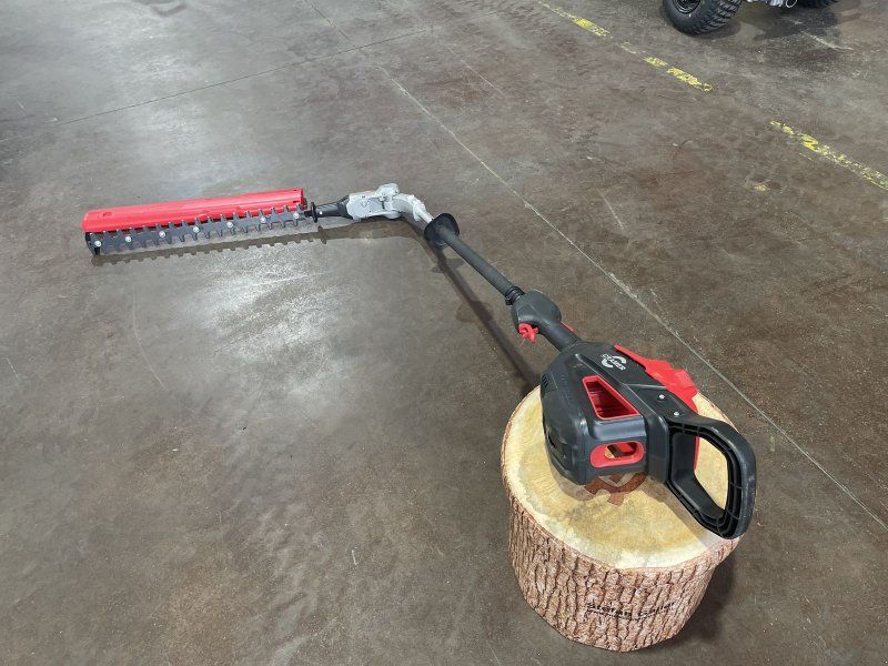 Cramer Pole Hedge  82PH23