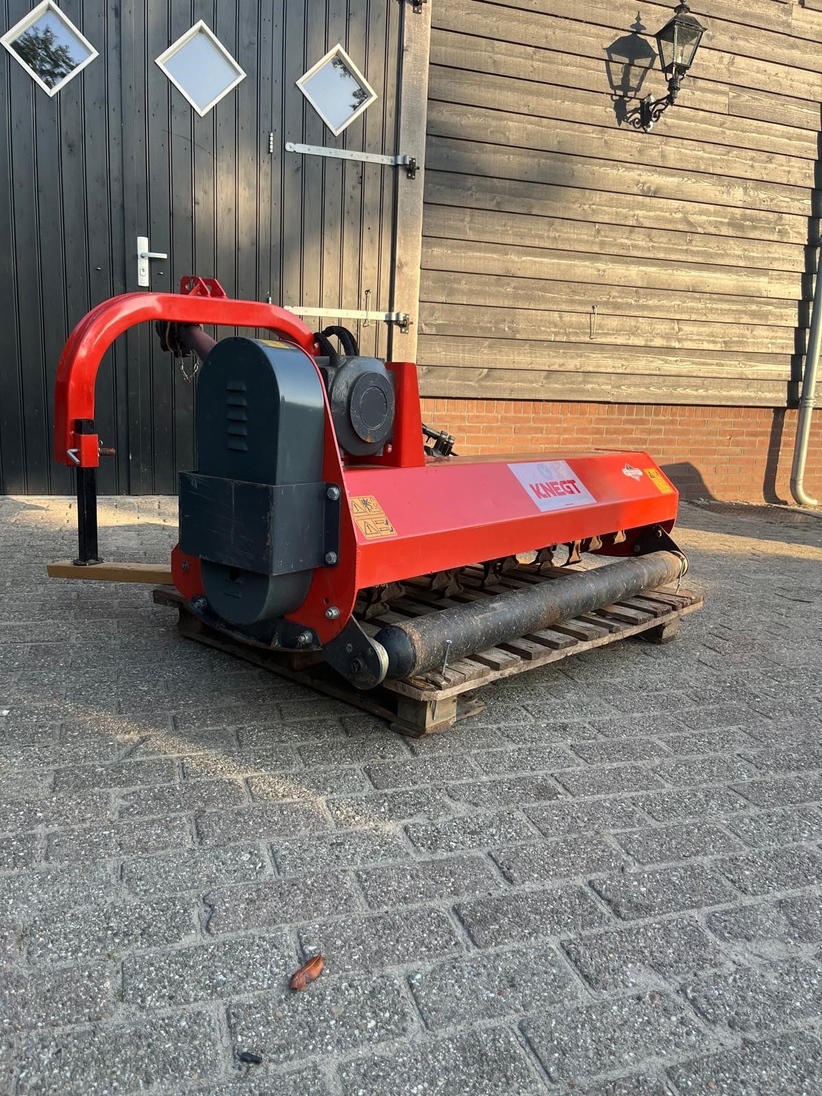 KNEGT Verstek klepelmaaier in nieuwstaat